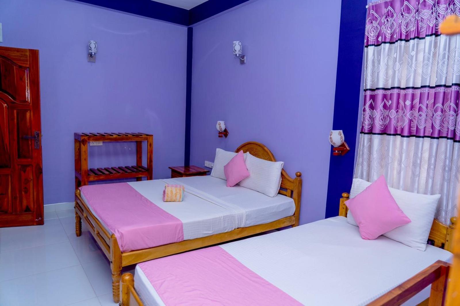 Snp Star Guest House 亭可马里 外观 照片
