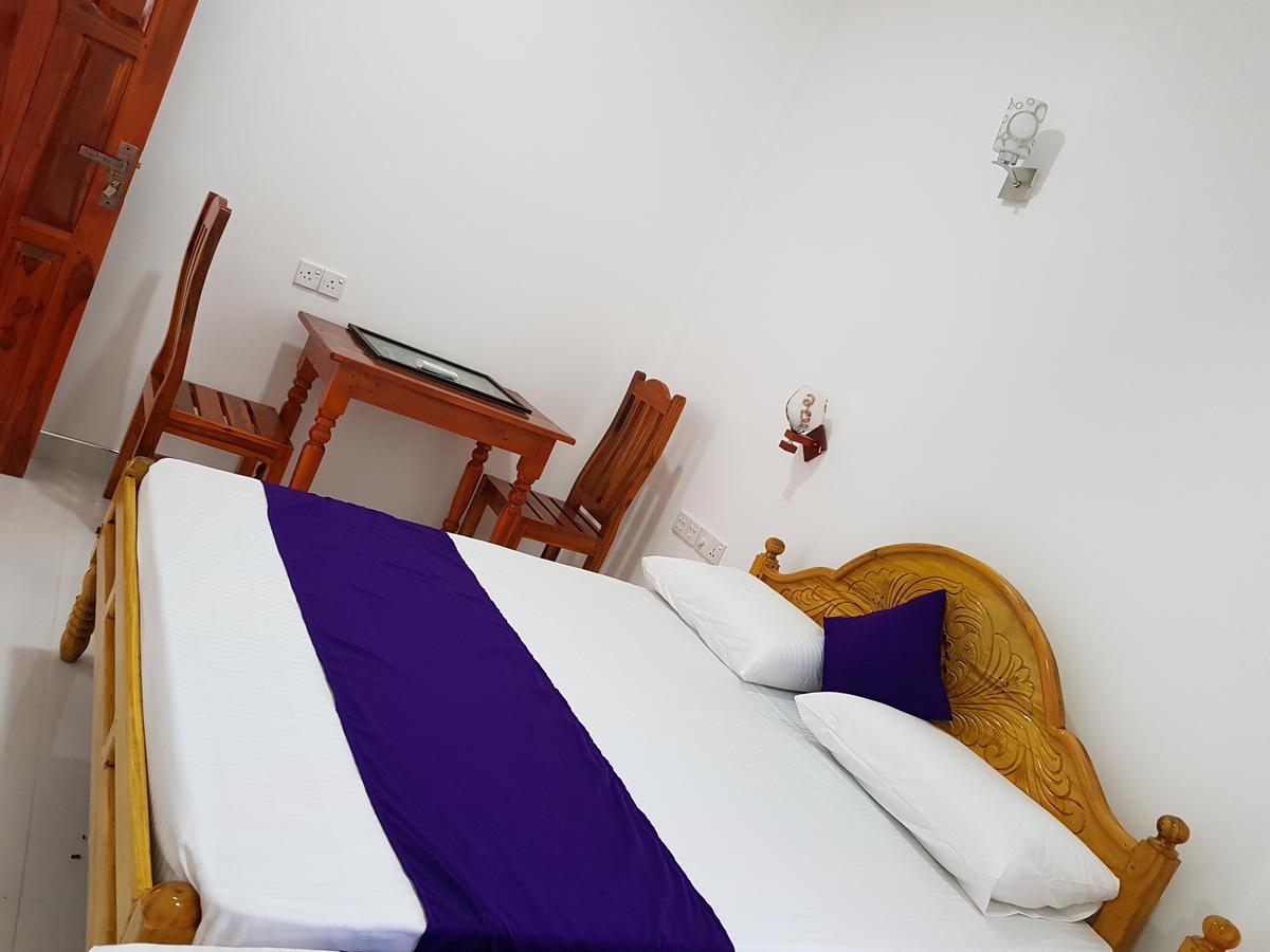 Snp Star Guest House 亭可马里 外观 照片