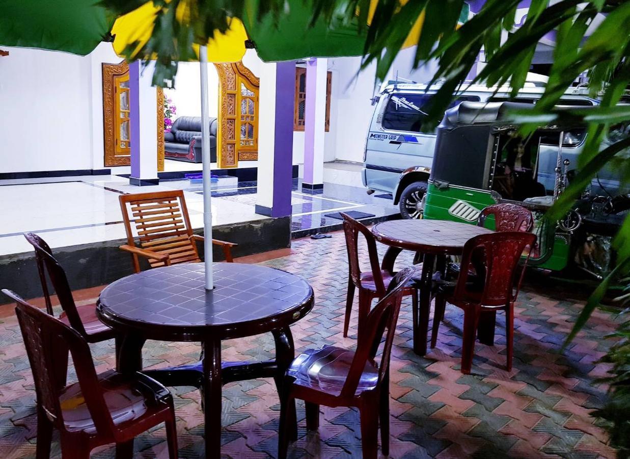 Snp Star Guest House 亭可马里 外观 照片